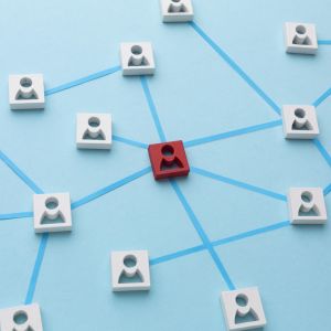 CONNECTA, MOTIVA, TRANSFORMA: TÈCNIQUES DE COACHING PER A GESTORS D’EQUIPS